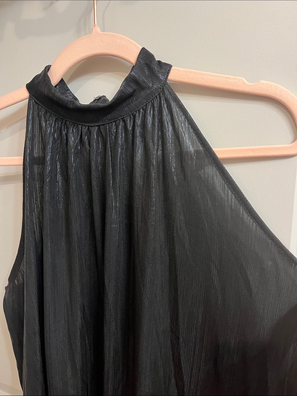 High-Neck Shimmer Sleeveless Top- Black - Picture 15 of 15
